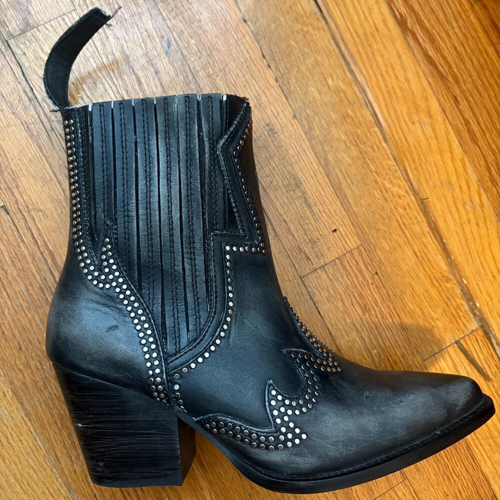 NWOT Thursday Boot Company Icon Booties - Picture 5 of 6